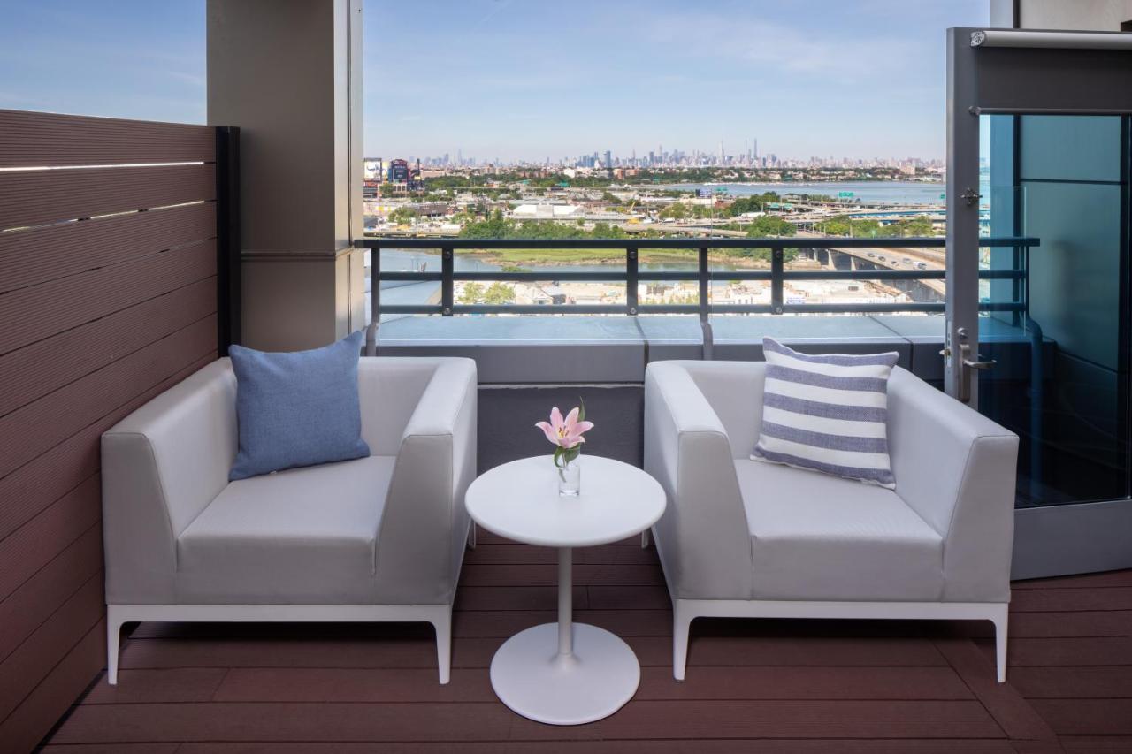 Hotel Indigo Flushing - Laguardia New York Bagian luar foto