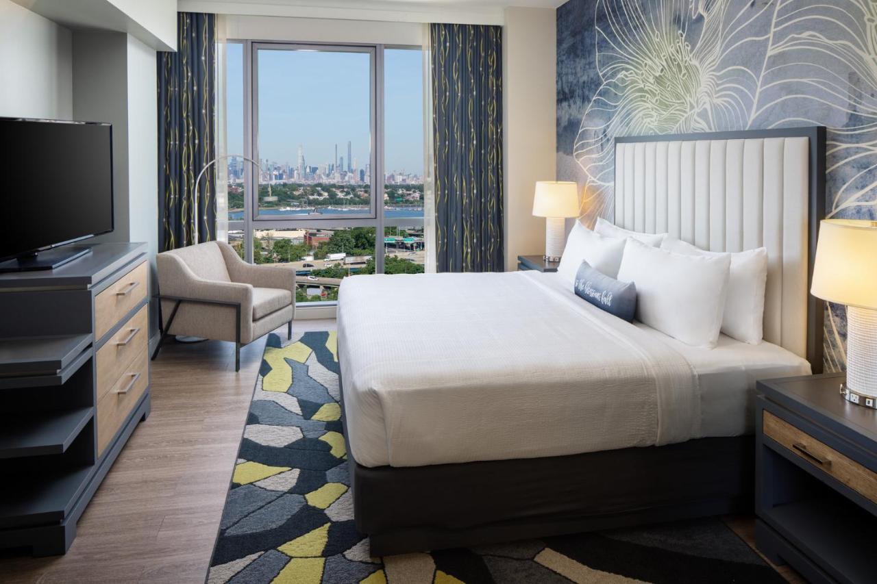 Hotel Indigo Flushing - Laguardia New York Bagian luar foto
